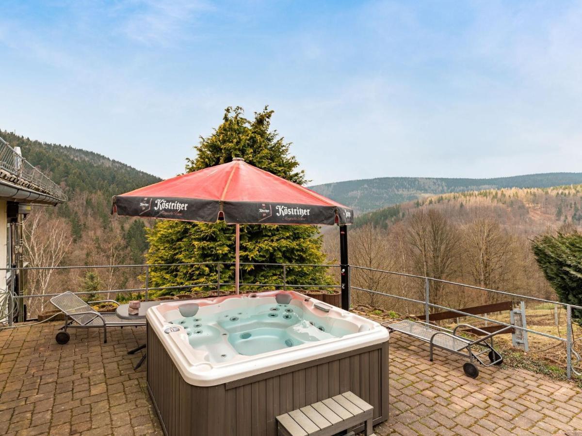 Majestic Holiday Home With Jacuzzi Unterschönau 외부 사진